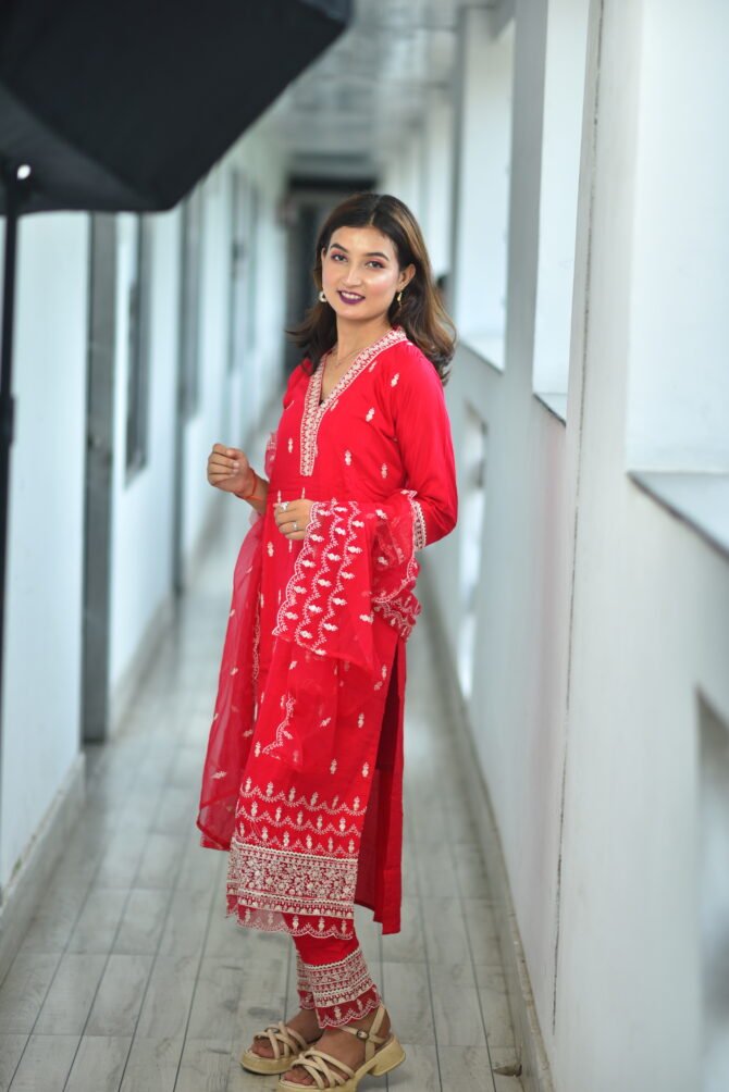 stylish red kurti for women